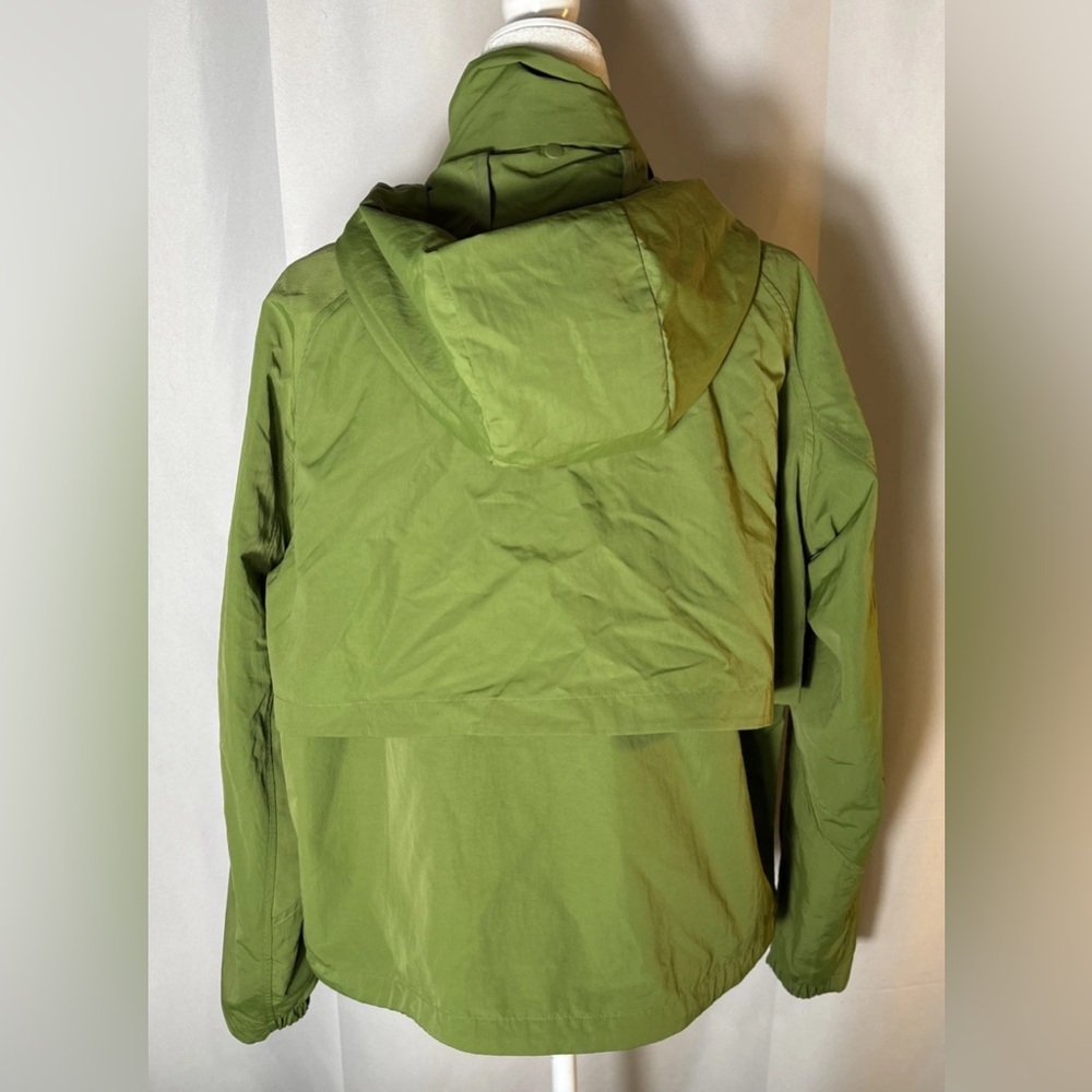lululemon athletica Always Effortless Green Utility Hooded Jacket - 12 - Picture 8 of 9